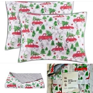 King Tree Truck Quilt and Shams  Bag Set -Martha Stewart Living